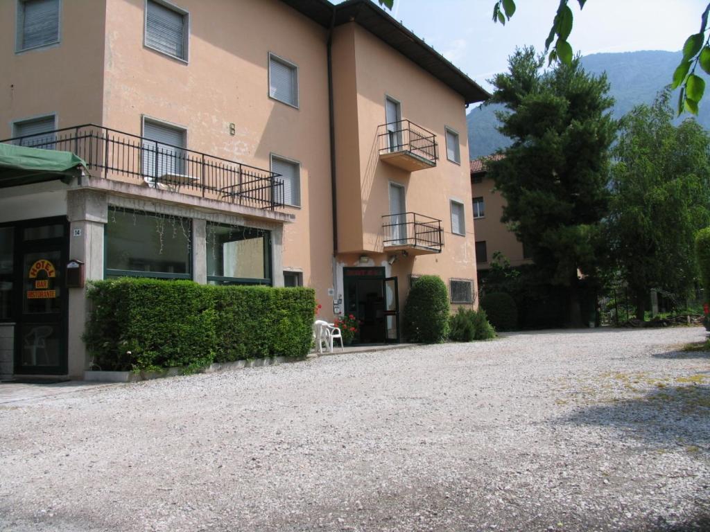 Hotel Oasi Trento Exterior foto